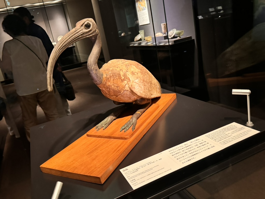 checking out some ancient japanese art at the national museum in ueno. christina caught this cool ibis sculpture that looks way more modern than it actually is.