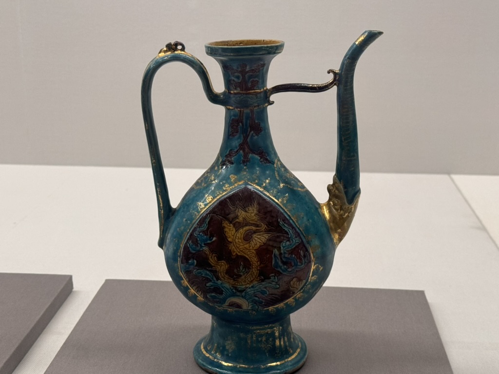 spotted this STUNNING blue ceramic ewer with a dragon design at the tokyo national museum. christina's got a good eye for finding the coolest pieces in these massive collections.