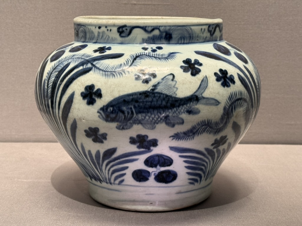 christina found this STUNNING blue and white porcelain at the tokyo national museum - the fish design is giving major ming dynasty vibes