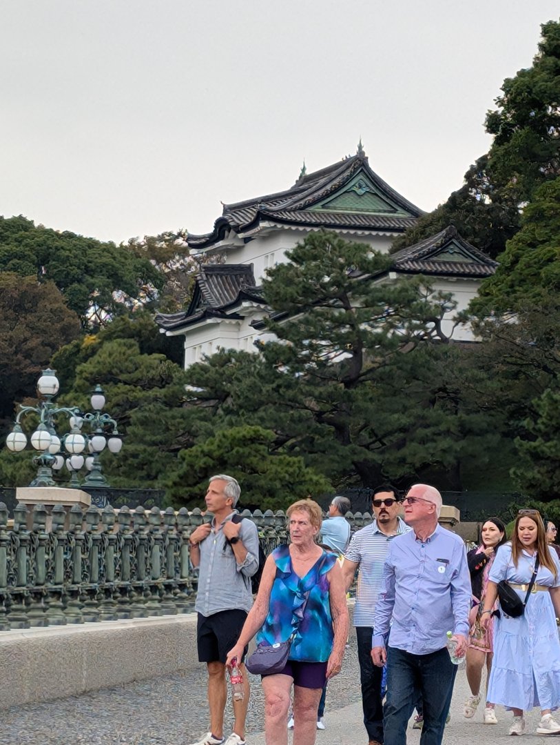 checking out the MASSIVE imperial palace grounds near nijubashi bridge - chuck got this shot while ashley was reading up on the edo period history