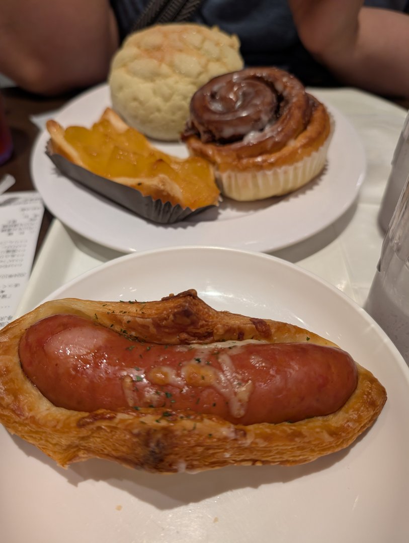 early morning breakfast run near morinomiya station - chuck and ashley trying japanese bakery takes on western classics at MALL BASE