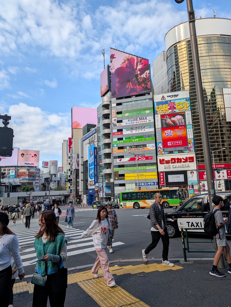 morning scene at the iconic shibuya crossing - chuck caught this while waiting to brave the MASSIVE intersection