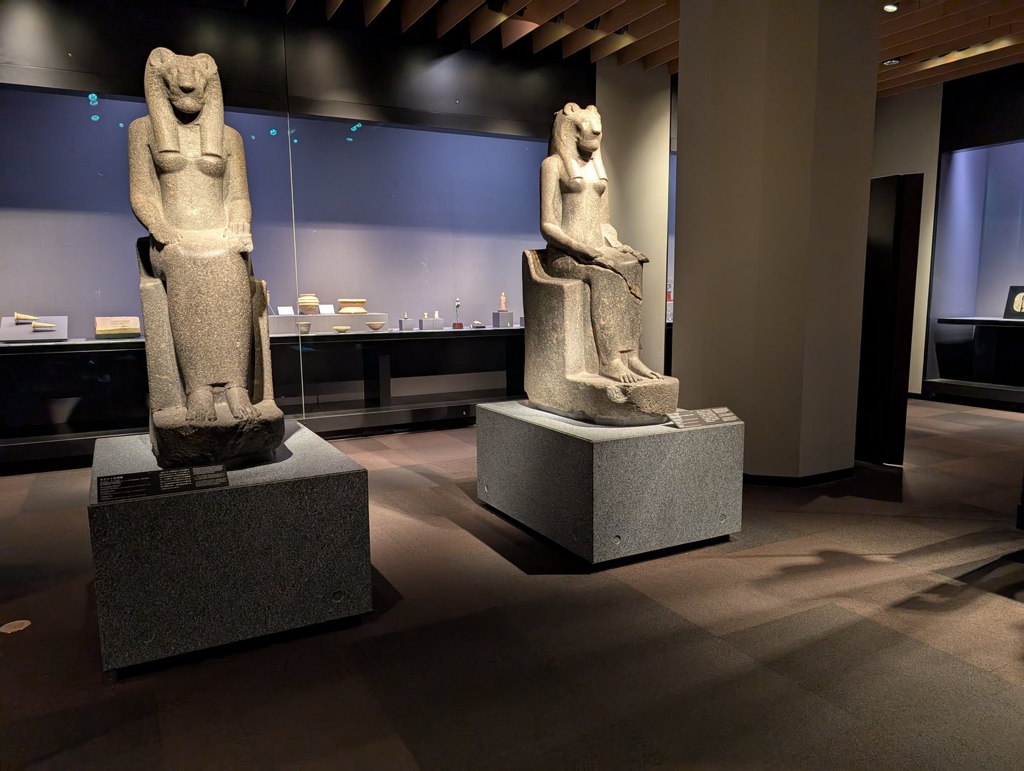 chuck snapped these MASSIVE egyptian statues at the tokyo national museum. who knew japan had such an impressive collection of ancient egyptian art?