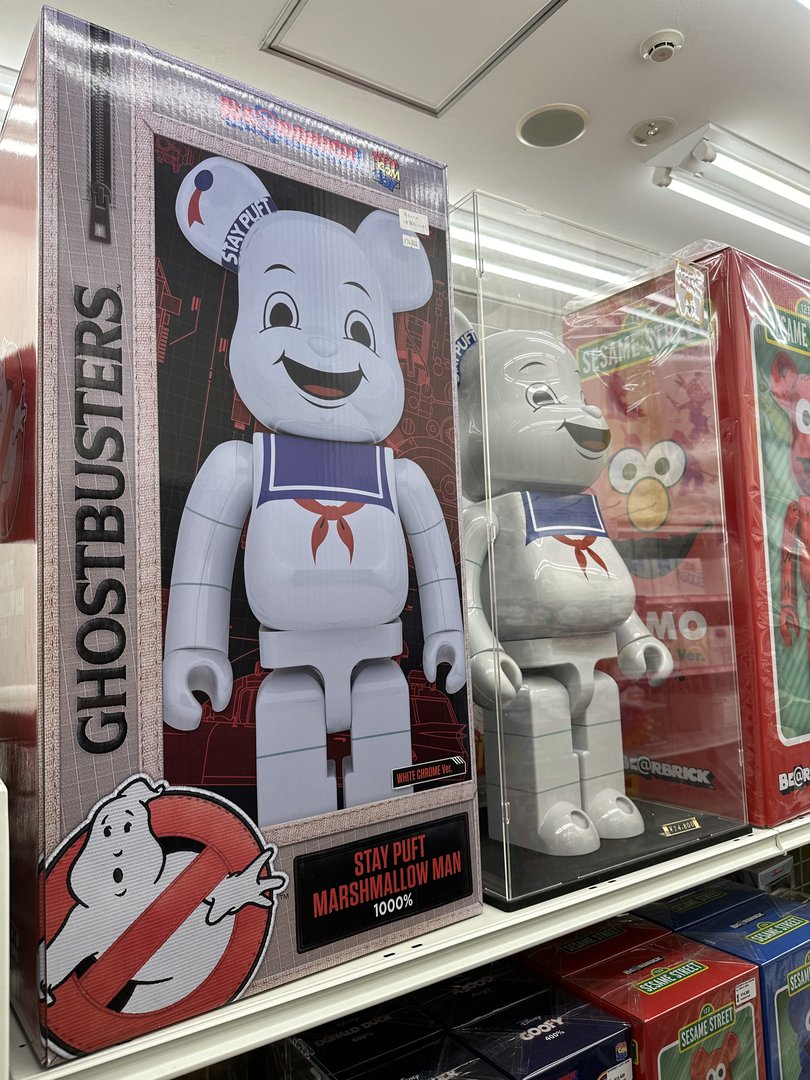 dan found this MASSIVE ghostbusters bearbrick while hunting for collectibles in akihabara's toy shops