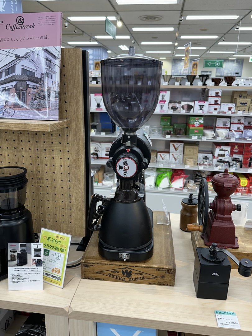 checking out some SERIOUS coffee gear at tokyu hands in shibuya. dan's already plotting which grinder to buy for back home